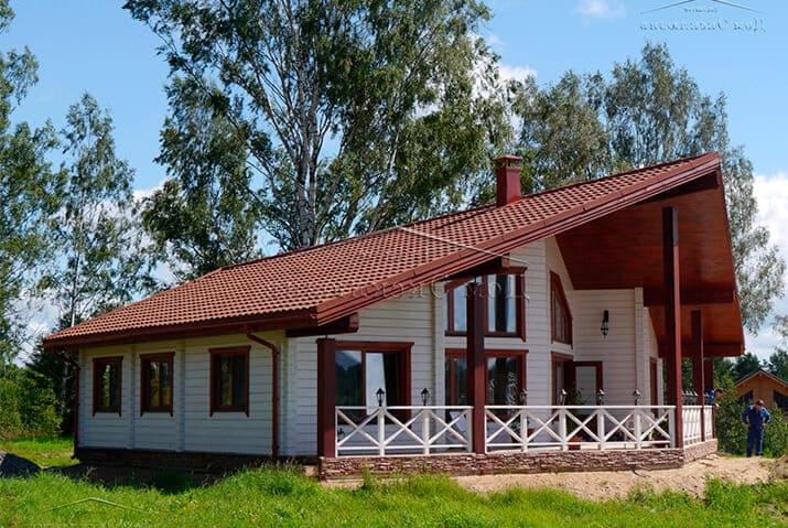 Проект дома из бруса с террасой и мансардой "ДH-169" | 169 м² — изображение 2